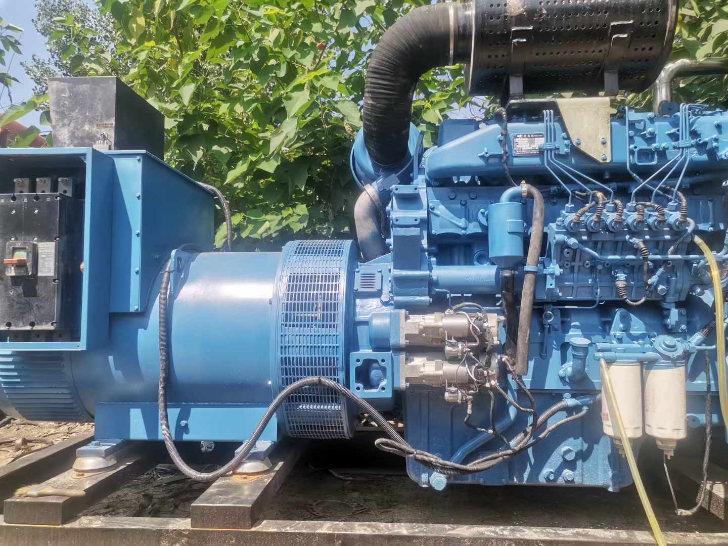 怀仁详细说明降低 800kW 柴油发电机输出电流波动的方法