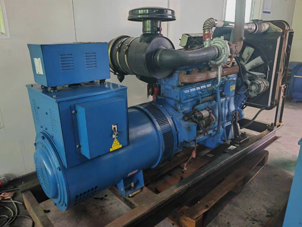 怀仁100kW柴油发电机组使用多级机油有哪些优缺点？